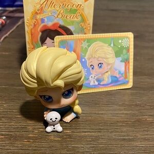 NEW DISNEY Afternoon Break Elsa Figurine with her Snowman Pal